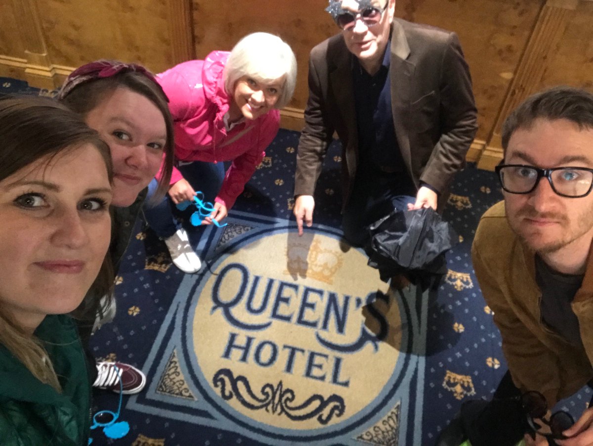 SuperRooms1's tweet photo. Embracing the rain at #thequeenshotel 🏩 https://t.co/eEK3i3tKyd