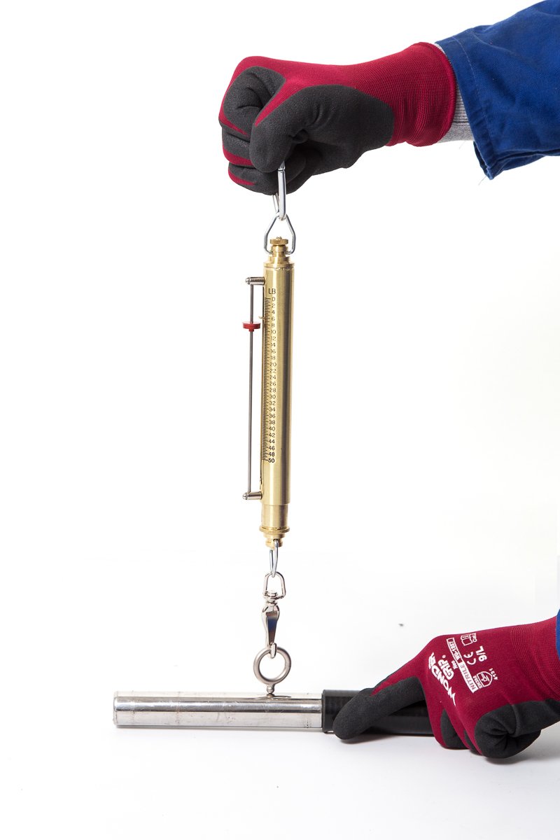 Bunting_Berkham's tweet photo. Checking the magnetic strength of a #TubeMagnet with a Spring Balance #foodsafety @EuroBulkSystems https://t.co/UUXsTxM6qw https://t.co/QCEQooVAbk