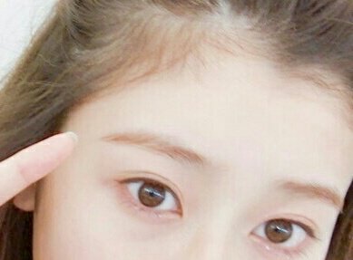 せくしー Su Twitter デコねん 生え際産毛ねん ここの毛って薄くてへにゃへにゃなとこよな 笑 もう全てが可愛みぃぃぃ あなたが居なきゃ生きてけない ねんの可愛みが深い デコねん 生え際産毛ねん 目が綺麗