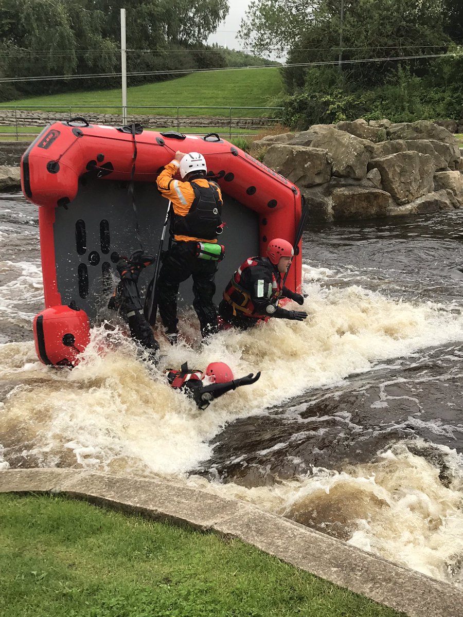 rescueNE's tweet photo. RNE, deliver SRT CPD session to NEAS HART. #forprofessionalsbyprofessionals https://t.co/r4EXcwPR3O