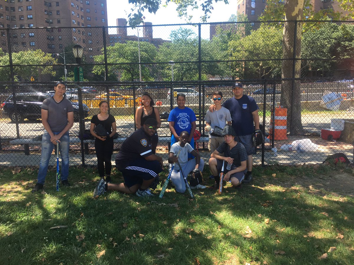 NYPDMTS's tweet photo. #YouthOfficer PO Saxon @ #PBMS Softball Home Run Derby. The youths beat the officers in a good showing of Power. #NYPDcommunity #CopsAndKids https://t.co/vZ3tTTWwNx