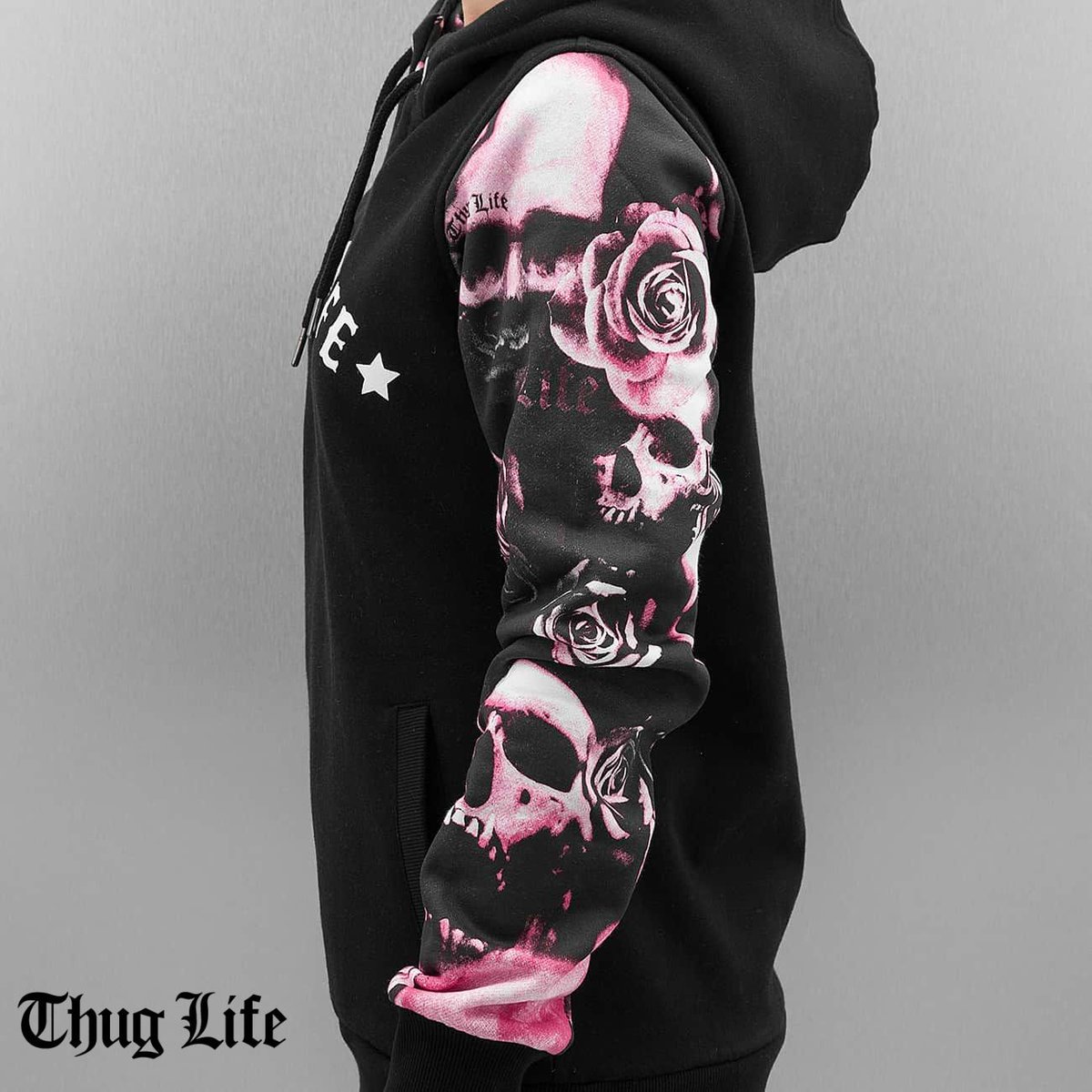 HoodBoyzWorld's tweet photo. KEEP CALM AND STAY THUG 👊
Thug Life Skullpattern Women Hoodie ⇰ https://t.co/i0hYTdYWM5
#thuglife #hoodie #skull #onlinestore https://t.co/wbFuj6RYb3