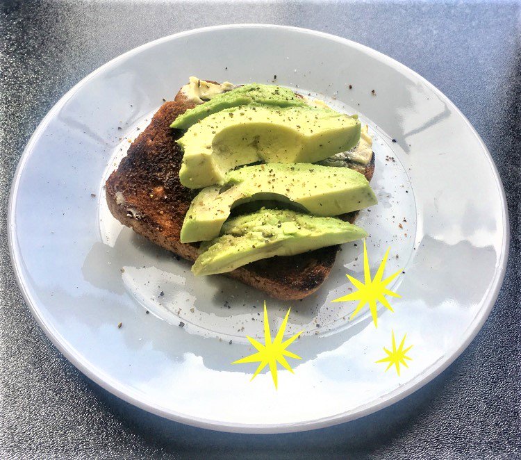 Amy_M_Allen's tweet photo. Last but not 'yeast', a simple pairing. Avocado on a spongy bed of wholemeal & rye bread, butter, salt & black pepper. #Bravocado #BSDle1 https://t.co/4NDGEgLzE8