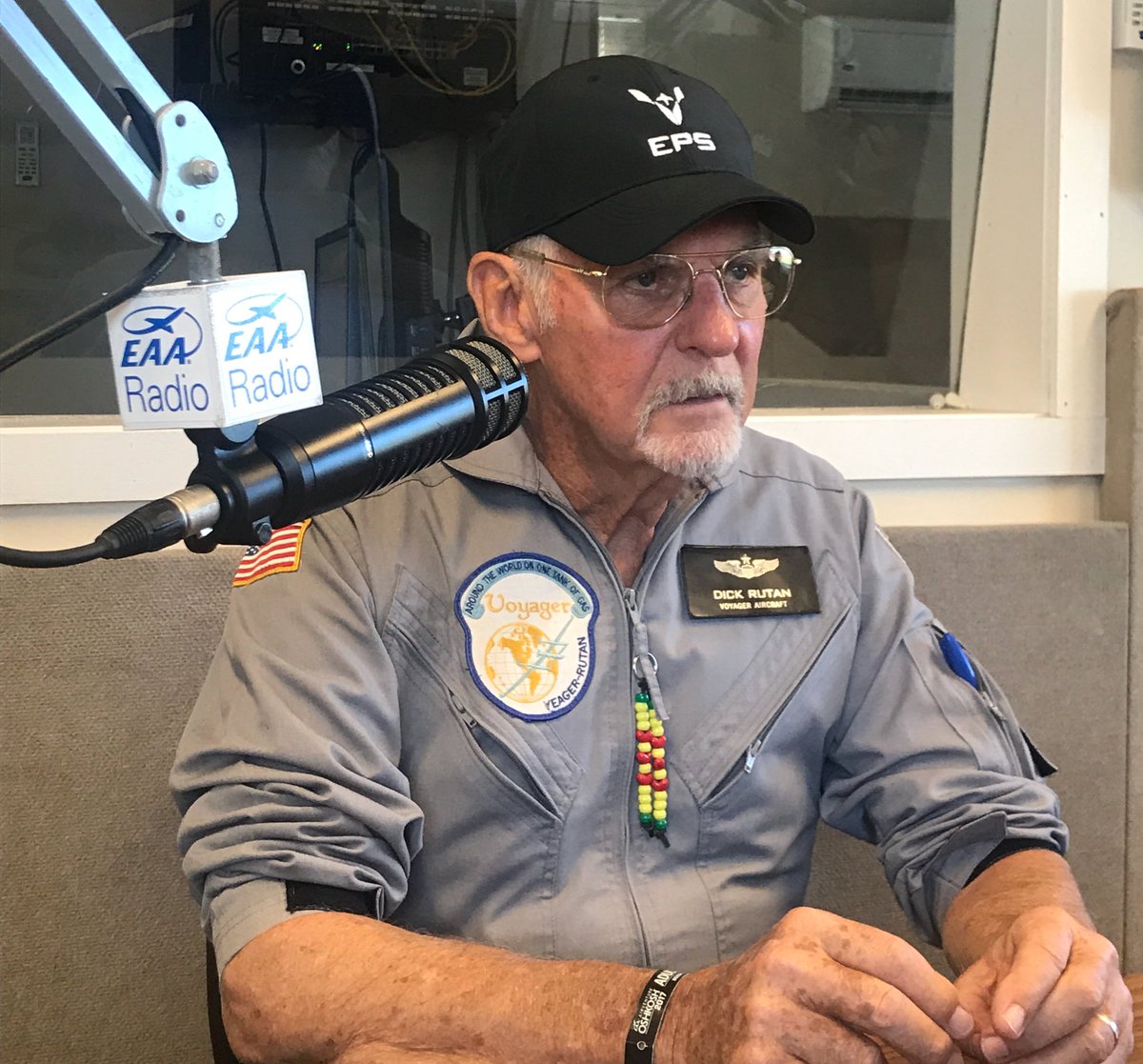 cruiseflight's tweet photo. Tune into @eaaradio NOW to hear Dick Rutan chat about the Voyager world record flight #OSH17 #AirVenture #avgeek https://t.co/e54xN7kvHN