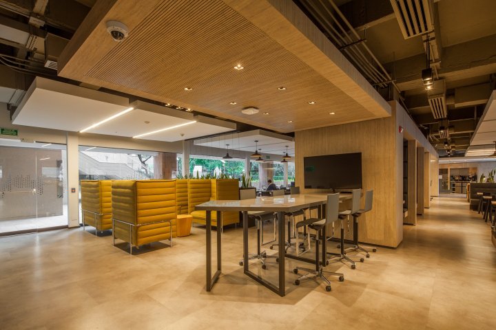 RetailDesignBG's tweet photo. Cementos Argos office by studioSUR, Medellín Antioquia - Colombia https://t.co/A3nkbEs4Sl https://t.co/vSPKEyMSXK