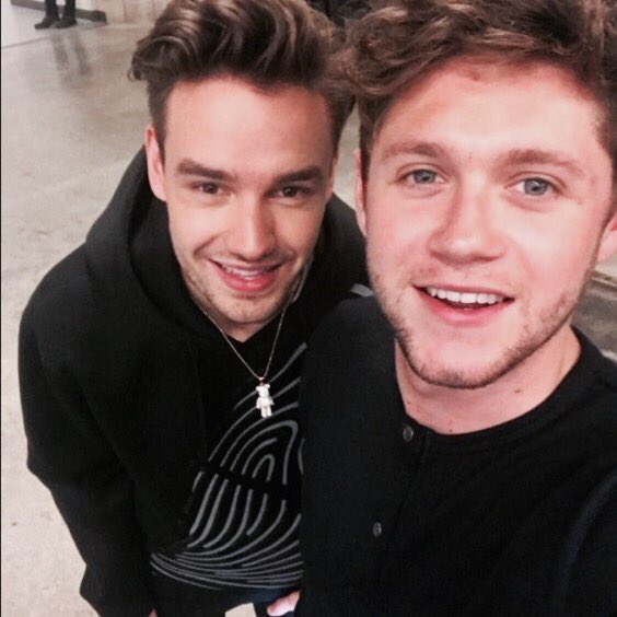 ZHNLLheroes's tweet photo. Niam ❤️ https://t.co/zjvPT4vG4h
