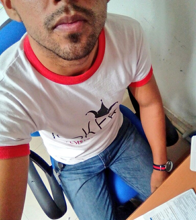marbettr_'s tweet photo. Trabajando 😈 https://t.co/691s0LeS2J