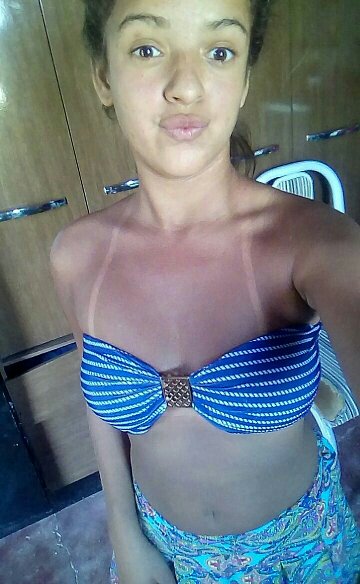 Dvd_taay's tweet photo. -

 Fluiu legal ..👙😌☀

#PraQuemNaoTinhaNada #TaOtimo👌 https://t.co/wSkb0zGDL6