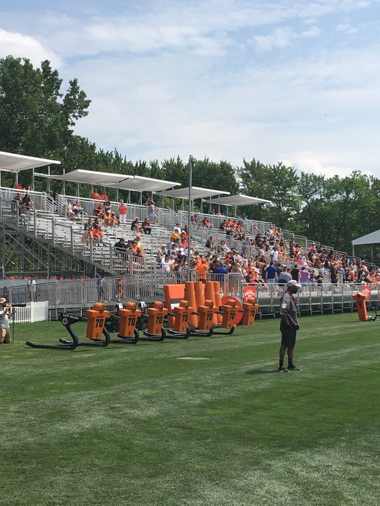 twithersCLE's tweet image. #Browns have installed bleachers at training camp. Excellent addition to enhance experience for fans