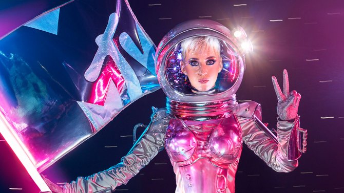 Katy Perry to Host 2017 MTV VMAs