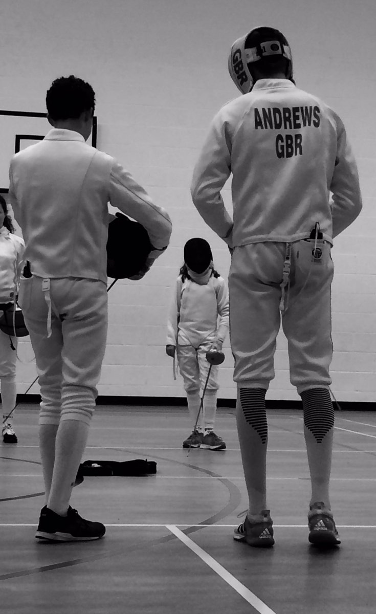benandrewsGBR's tweet photo. Helping the younger ones at the club before #gbepee #fencing squad training @LeonPaulCentre this weekend. https://t.co/x8DF8A7f7Y