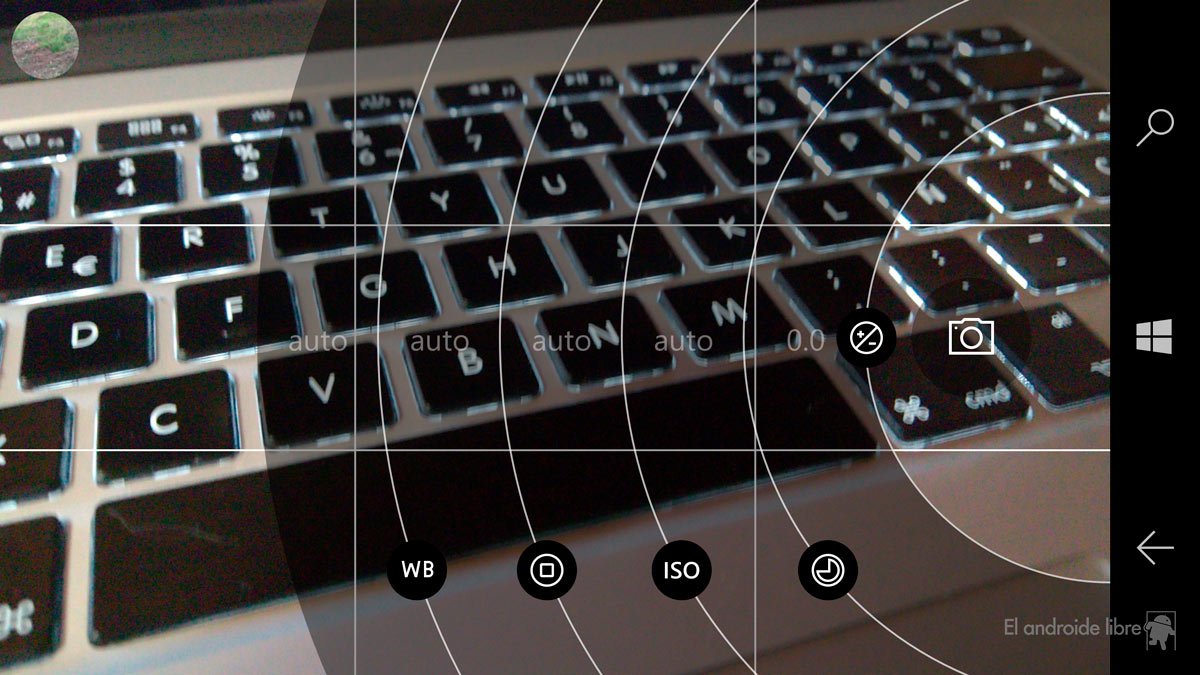 pixeloscanal's tweet image. #Novedades_y_noticias_Android #Cámaras_Android #Nokia Nokia recupera la mítica interfaz de cámara de los Lumia:… dlvr.it/PYzT4B