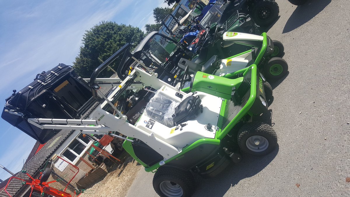 AGroundcare's tweet photo. Recently sold by @AGroundcare @EtesiaUK h124 high tip collector mower. Order yours today https://t.co/MGvLMX2lcx https://t.co/ef8klXOUU2