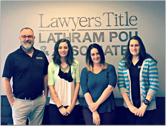 TalkingTitle's tweet photo. #ThankYouThursday. Great things being said about our awesome team! 👏🏻👏🏻  Give them a call for your #title &amp; #escrow needs ---> 214.520.9999 https://t.co/UBnfp4bSZ4