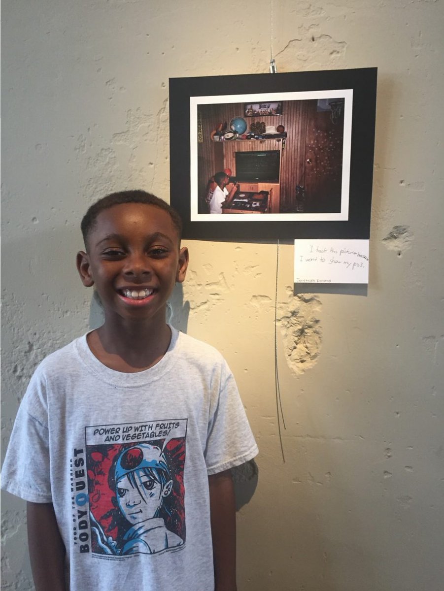 With disposable cameras, Marion third graders created a photography exhibit in the historic Smith Building. weldbham.com/blog/2017/07/2…