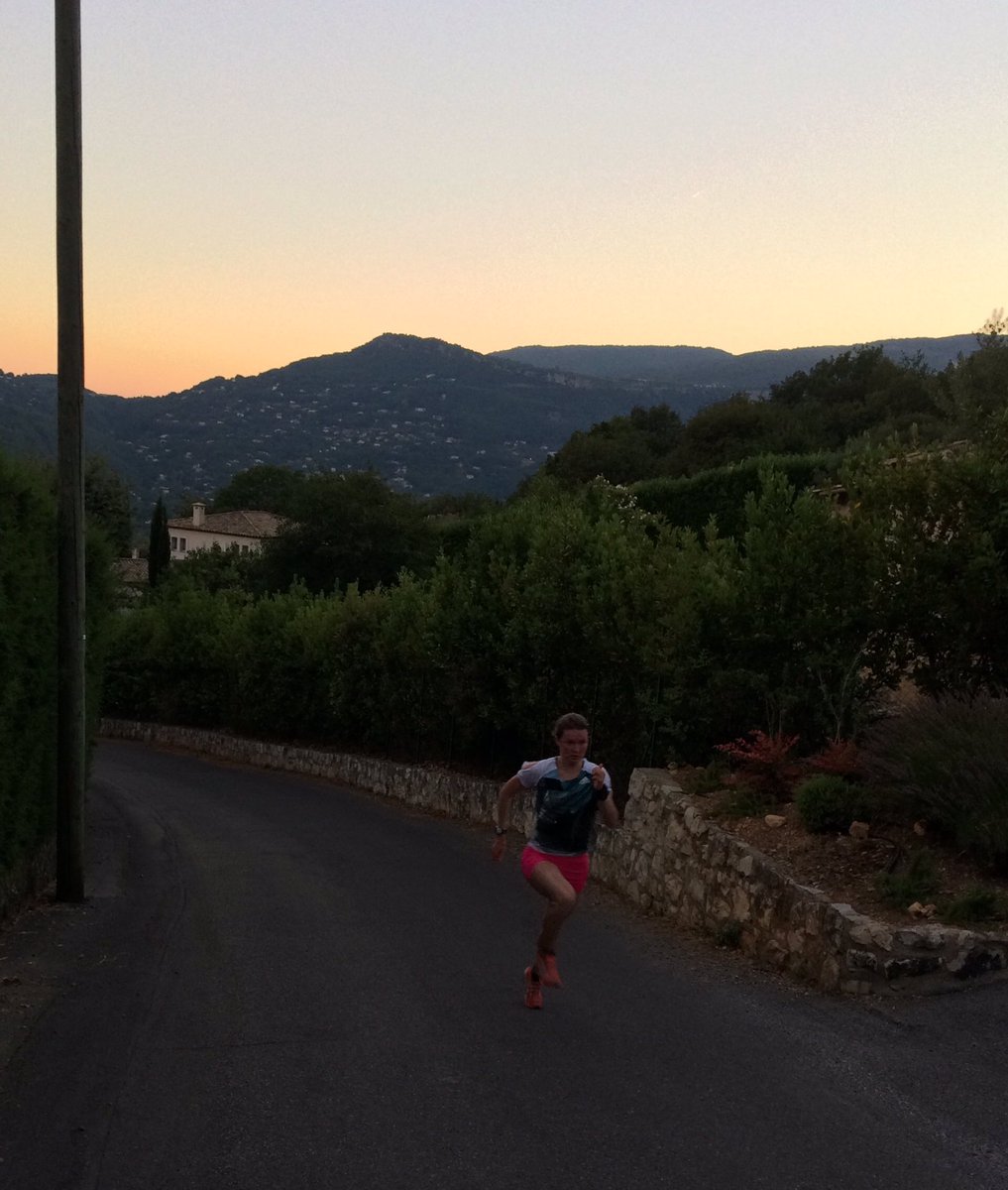EmilyDudgeon's tweet photo. @DhamaUSA helping me up dem hills 💪🏼 https://t.co/vtPz1PnXFw