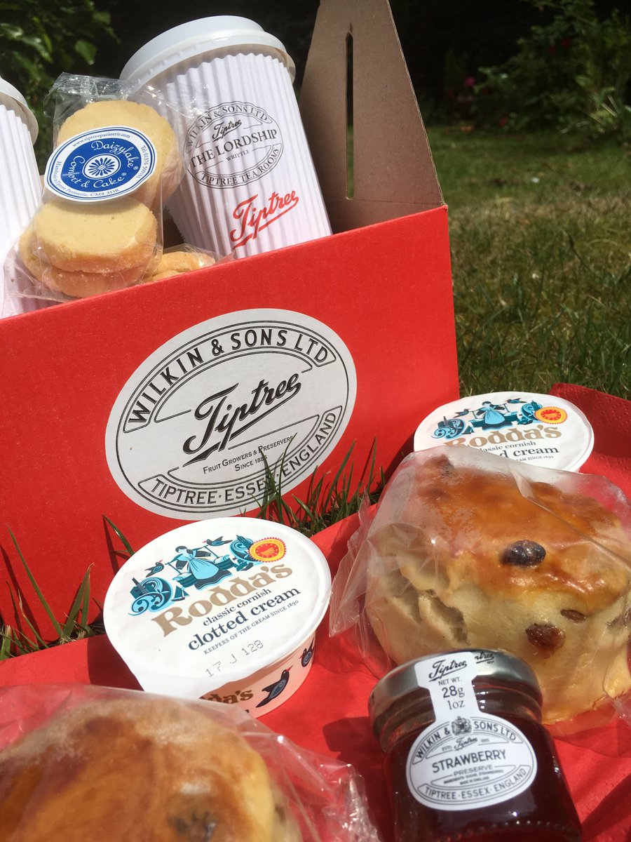CreamTeaSociety's tweet photo. Grab your @tiptree cream tea box at The Game Fair - Hatfield House 28-30th July - perfect for a picnic tea! @Roddas_Cream https://t.co/n08CVNCals