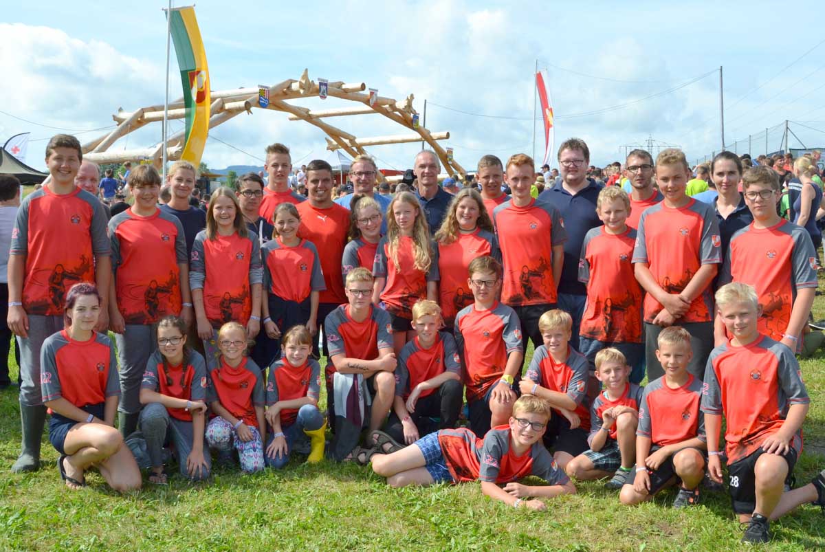 6 Bezirke- Jugendlager in St. Georgen im Attergau
neukirchner-feuerwehr.at/index.php/2015…