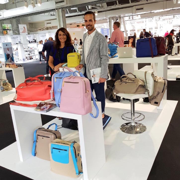 Felice di essere L' #art director della #collezione #DanielaZelliofficial, <a href="/purelondon/">Hello</a> Coming soon danielazelli.com ❤️ #luxurybag