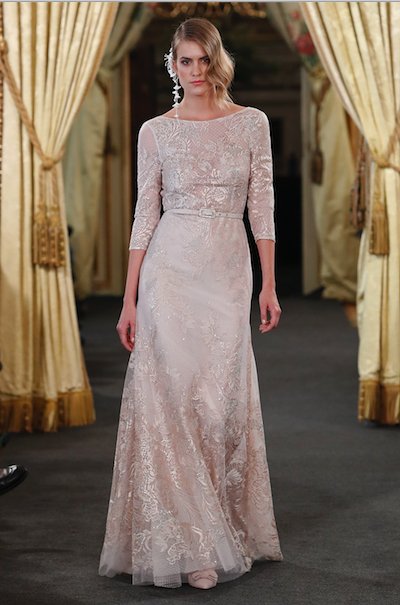 FianceeBodas's tweet photo. @MJSuarez_MJS nos muestra su colección nupcial 2018: minimalismo, elegancia y buen gusto. @Atelier_Couture https://t.co/UGdEk4P0LO