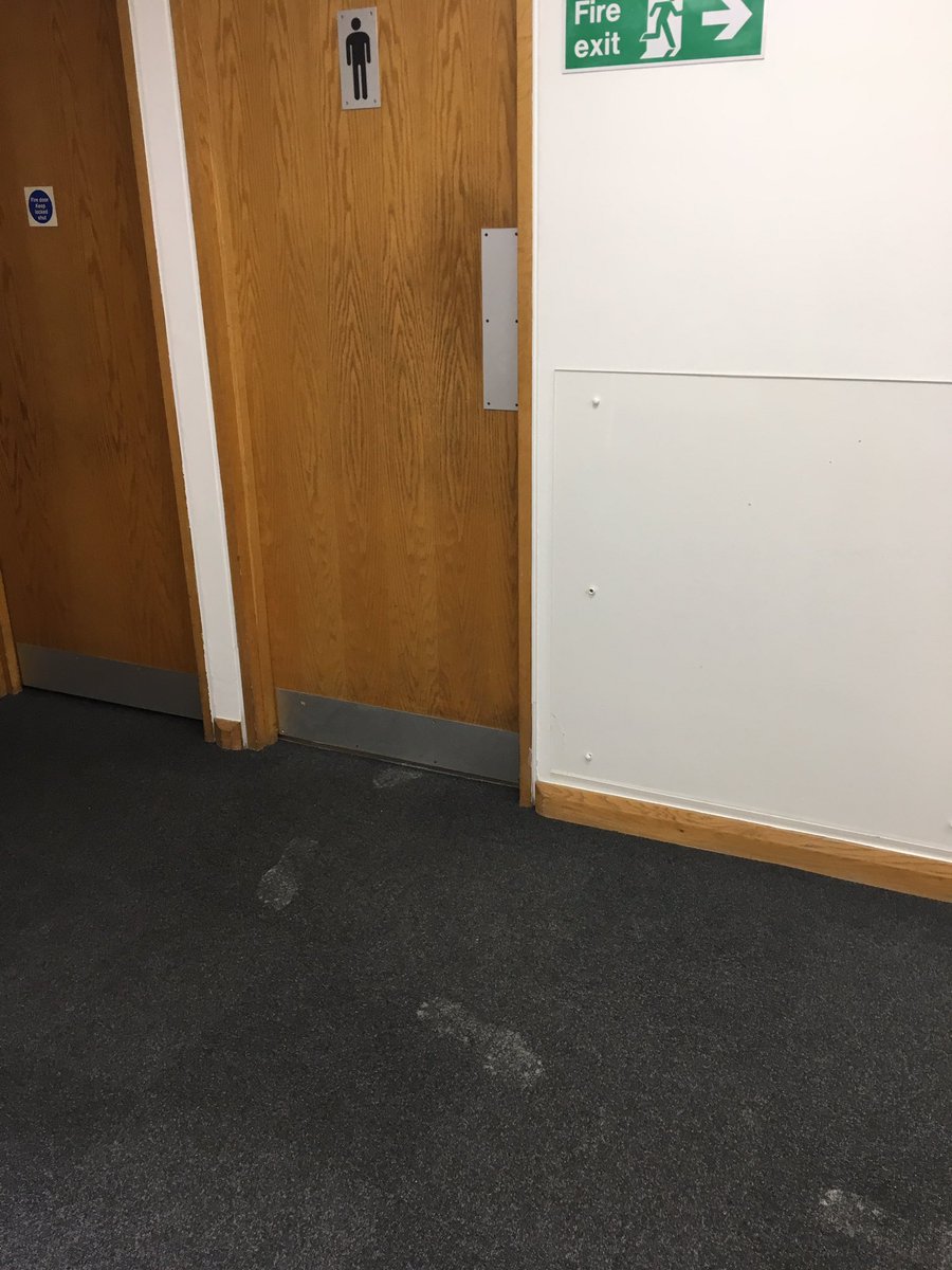 MattHumphrey81's tweet photo. #santapoop https://t.co/ycaGAs3NJi