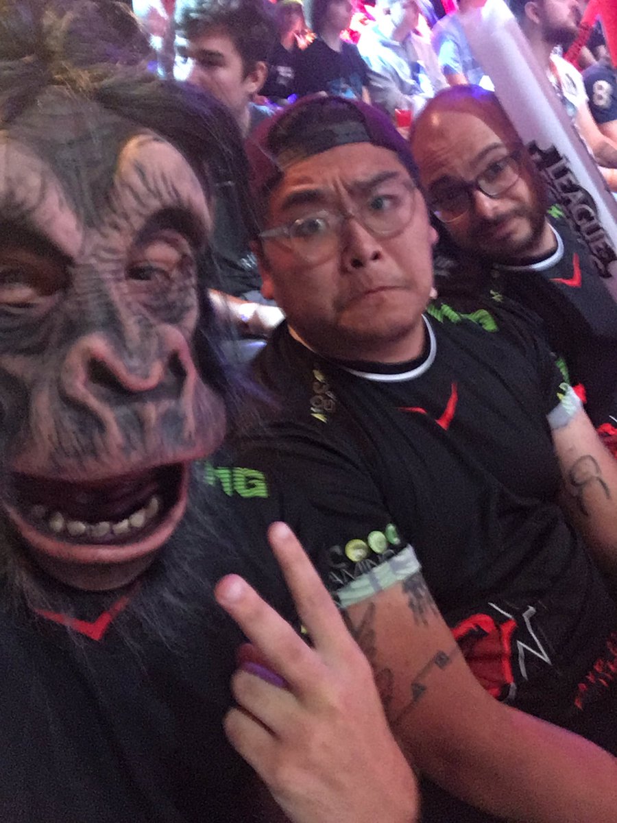 BonkTheFirst's tweet photo. Real Monkey Business ๐ #monkeyevolution https://t.co/X2C8u2EzO3