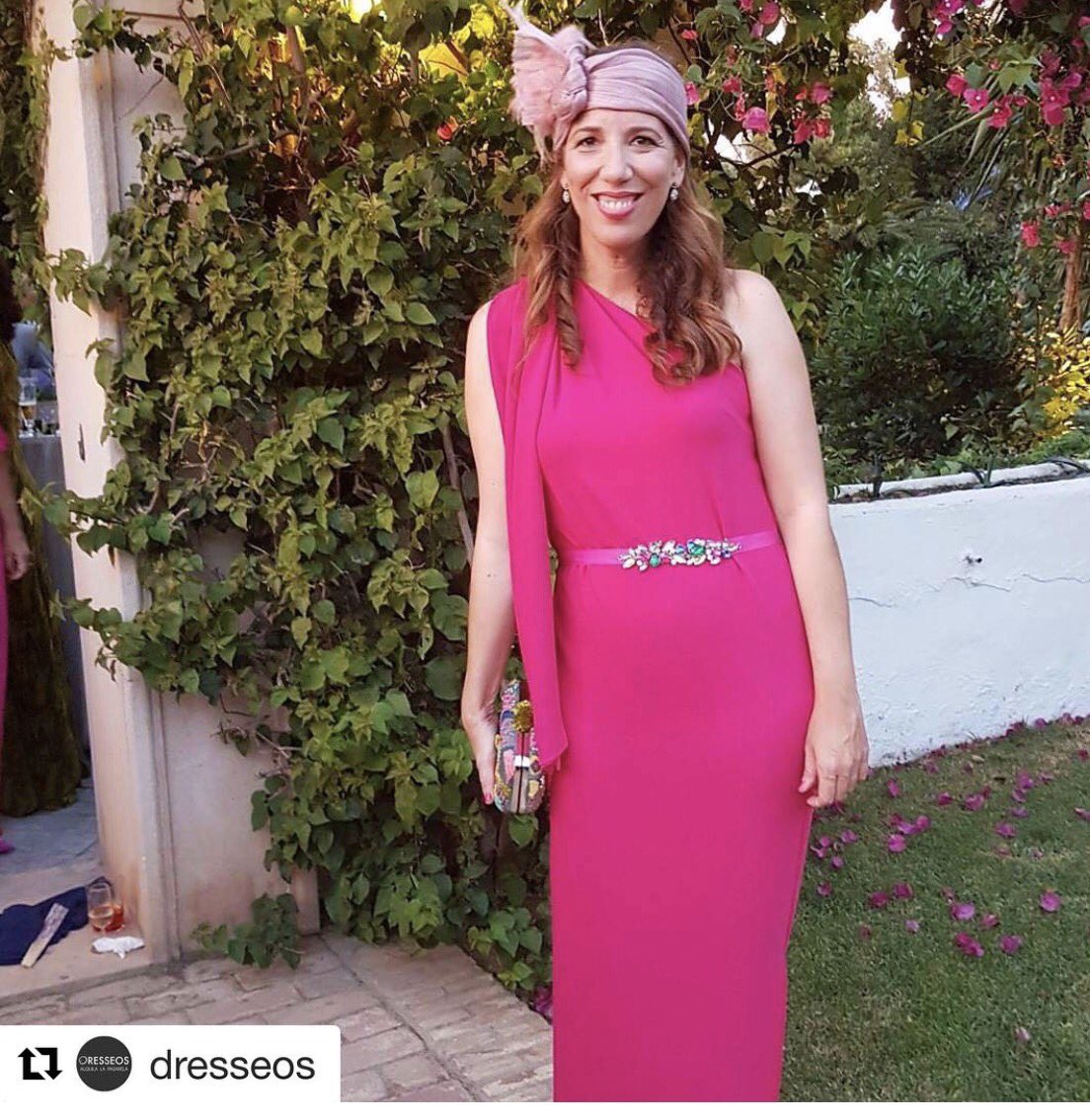 MadameFrey's tweet photo. Alquila algunas de nuestras piezas @madamefrey en @dresseos 🎩👒🔝👗
https://t.co/IT0X9h4Slq https://t.co/EKlVsR0mL4