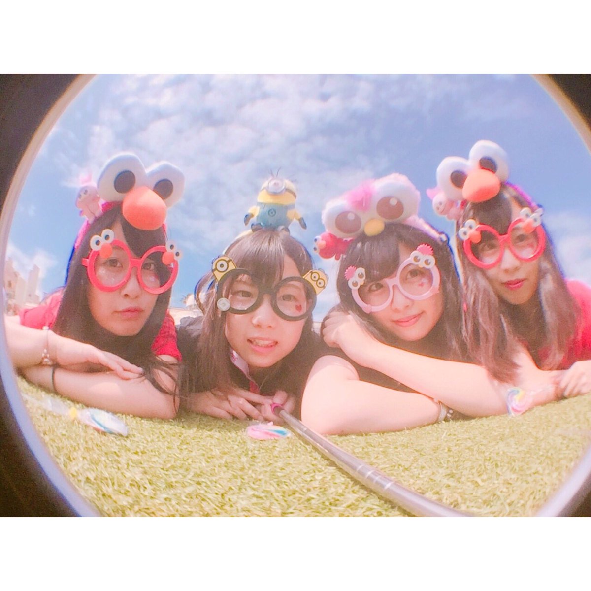 kmf2_yuu's tweet photo. USJの旅🌎💗❤️💛
写真見返すだけでシアワセだな〜〜🤤💭
ミニオンパーク可愛すぎた
夜はみんなで一つのベッドに集まって動画撮ったり仲良すぎん？？😂♡
楽しかったすき！！！！🤙 https://t.co/H9F8lWUcKu