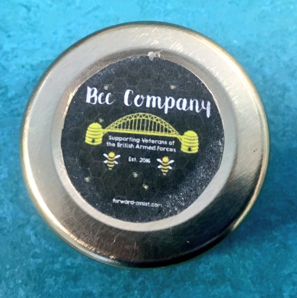 ForwardAssist1's tweet photo. Wonderful! The New 'Bee Company' Bee Keeper Suits Have Arrived! @beccaca13 @tooncoffeejedi @nbrly #RedCupCheer @JCForwardAssist https://t.co/tka190aafd