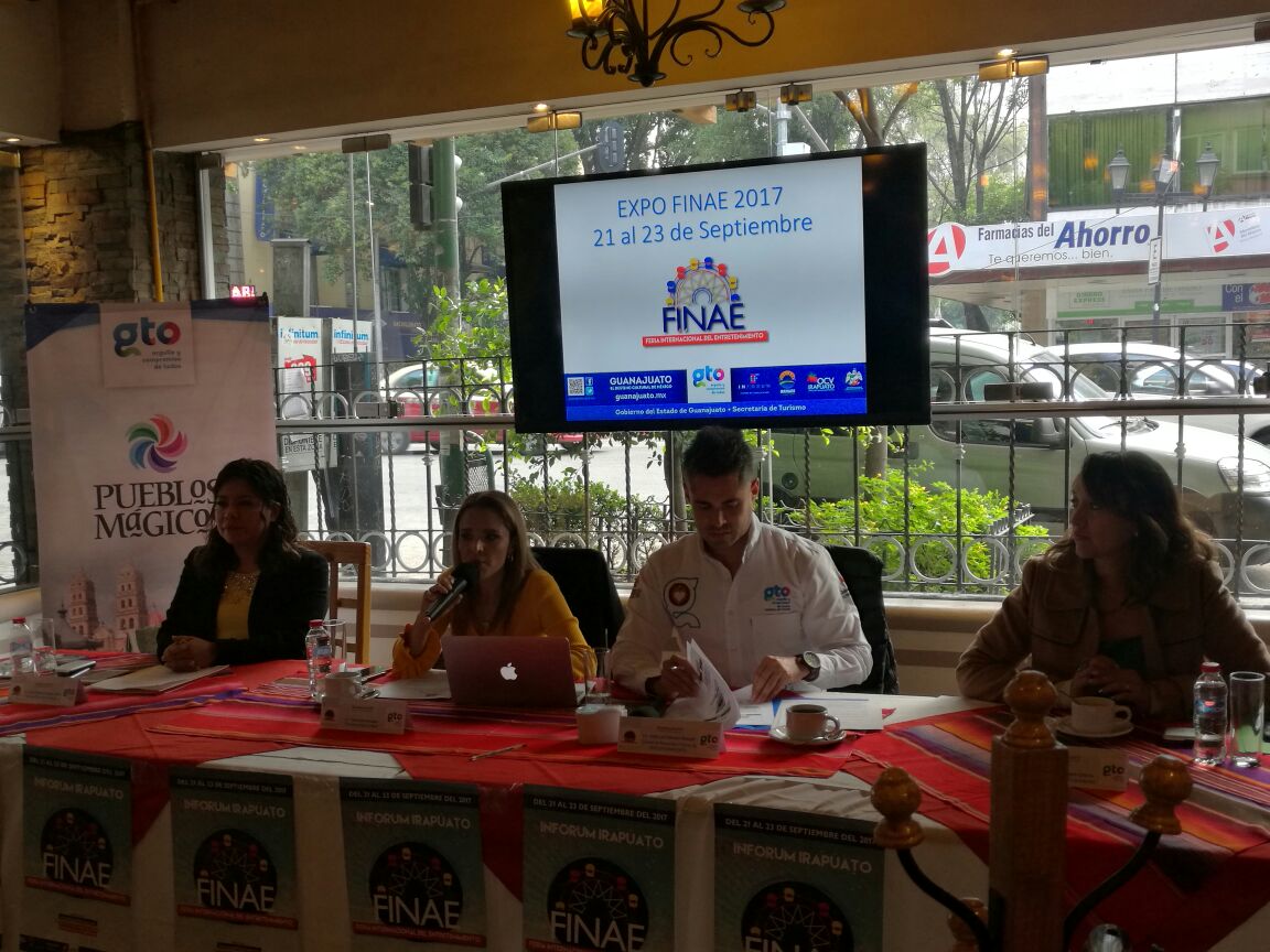 Asiste <a href="/JorgeCabrejos/">Jorge Cabrejos</a> a la Rueda de Prensa de la Feria Internacional del Entretenimiento Irapuato en la CDMX <a href="/ferolivera09/">fernando olivera</a> @TurismoCDMX
