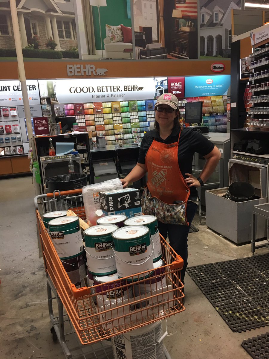 NamezLauraa's tweet photo. Awesome 26 gallon Pro sale Ashlea, Great job.... #BehrisBest #Homedepot #d24 #GoodBetterBehr @skumarTHD @PeruHD1977 https://t.co/OLVcjG0DuQ