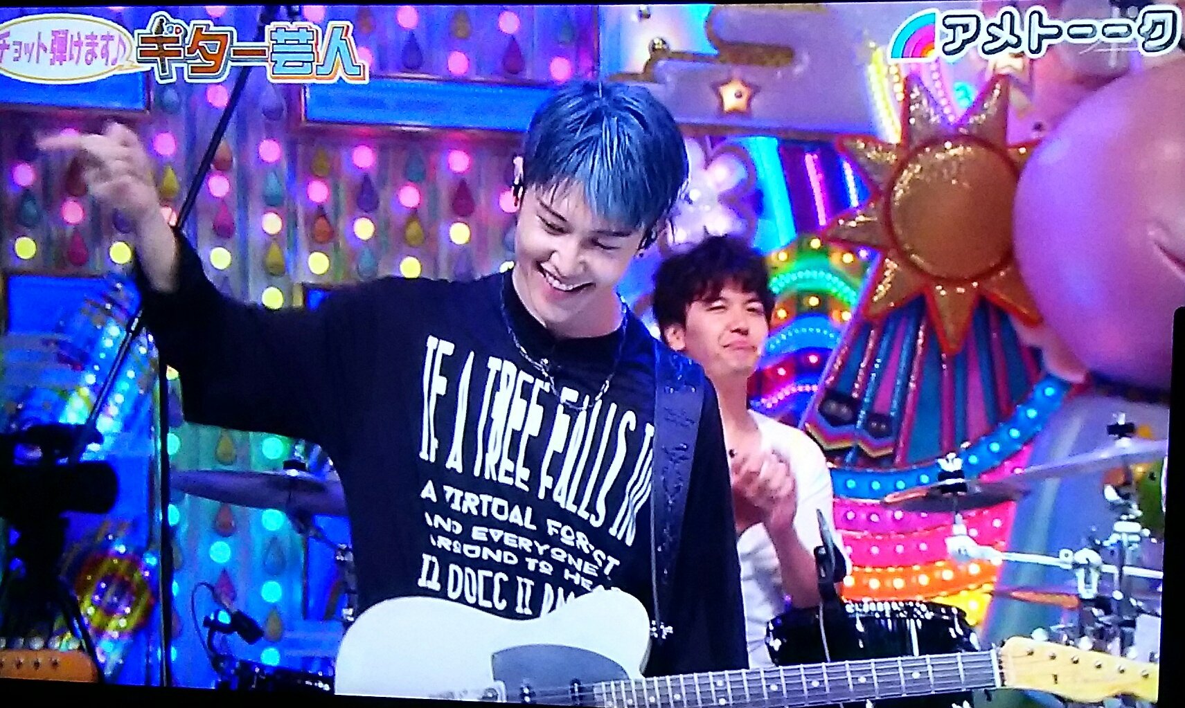 桜ママcek Miyavi カッコええ メチャかっこいい曲より 皆が知ってる普通の曲を弾く姿を芸人のバックで弾くなんて素敵だ アメトーーク ギター芸人 関西人 おかん言うた 髪切った Miyavi T Co Dy1snsawen Twitter