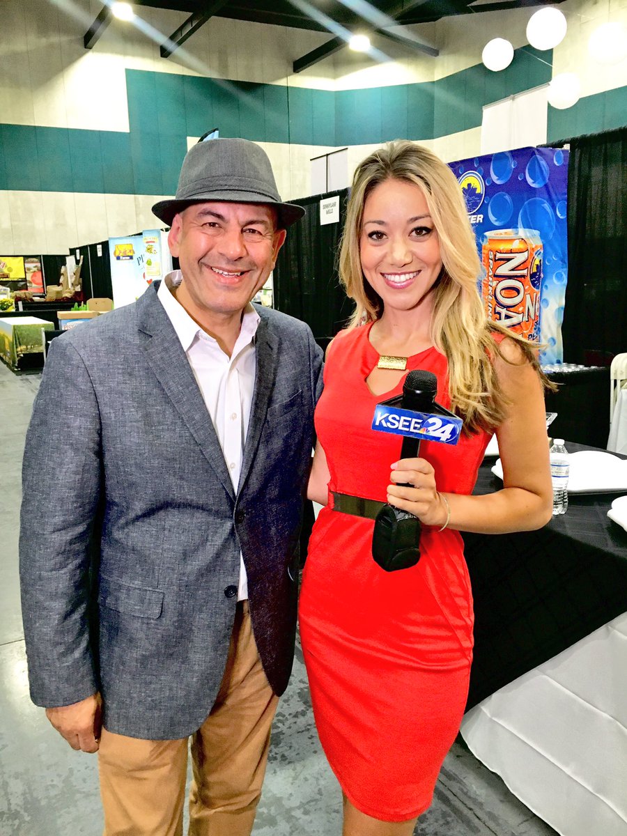 tsardinatv's tweet photo. Chef @SimonMajumdar joins us LIVE on @KSEE24 Sunrise for @FresnoFoodExpo. Check out his interview: https://t.co/jOfPEZHEFa https://t.co/HrbTC1Dhp7
