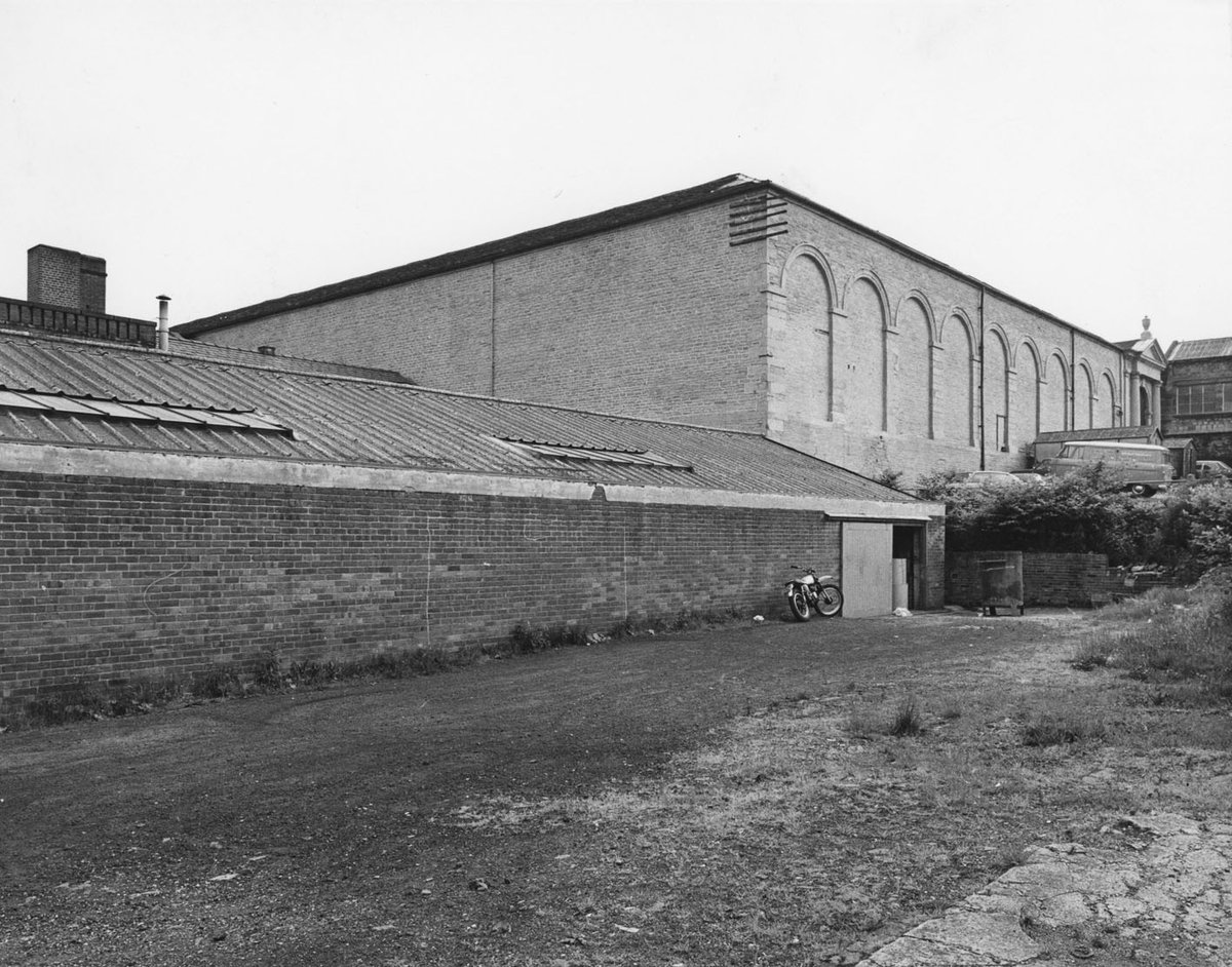 Calderdale's tweet photo. Reopening on #YorkshireDay see how @ThePieceHall has changed through the years #throwbackthursday #5daystogo https://t.co/mkxvWM2Vj4