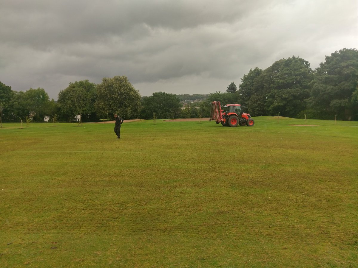 BalmersSales's tweet photo. Small demo day went well in between showers. Big thank you to @shipleygreens1 @WiedenmannUK and all who attended. #Terrafloatair #Terraspike https://t.co/F77r6oXA34