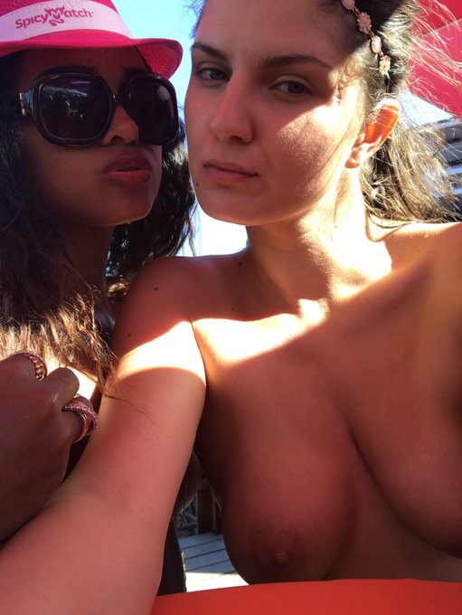 I just love being naked and Cap D'Agde is a right place to do it ❤️🇫🇷 https://t.co/Y9Frlxvmb0<a href="/tag/dap"class="tags"><span>#dap</span></a>