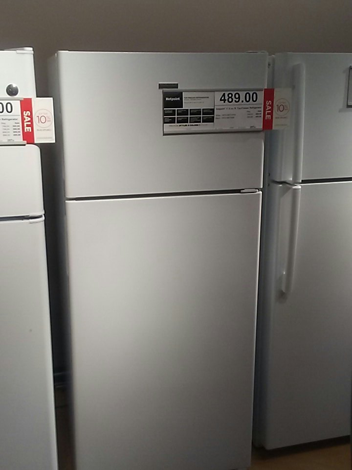 JCPenney2908's tweet image. Look at the deals today!!!