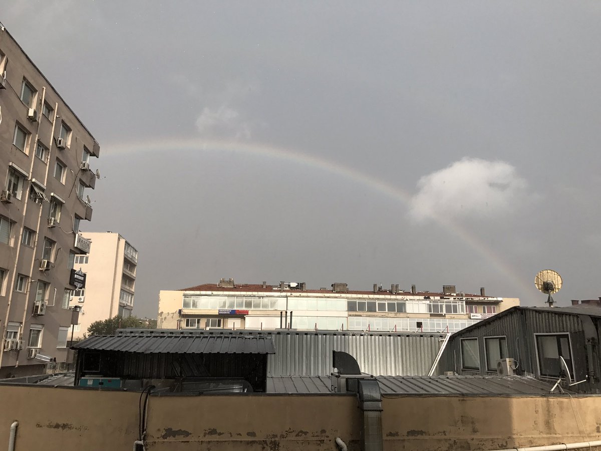 nopact's tweet photo. Someone in Istanbul just matched five gems! #windin https://t.co/SgmZpyM6xJ