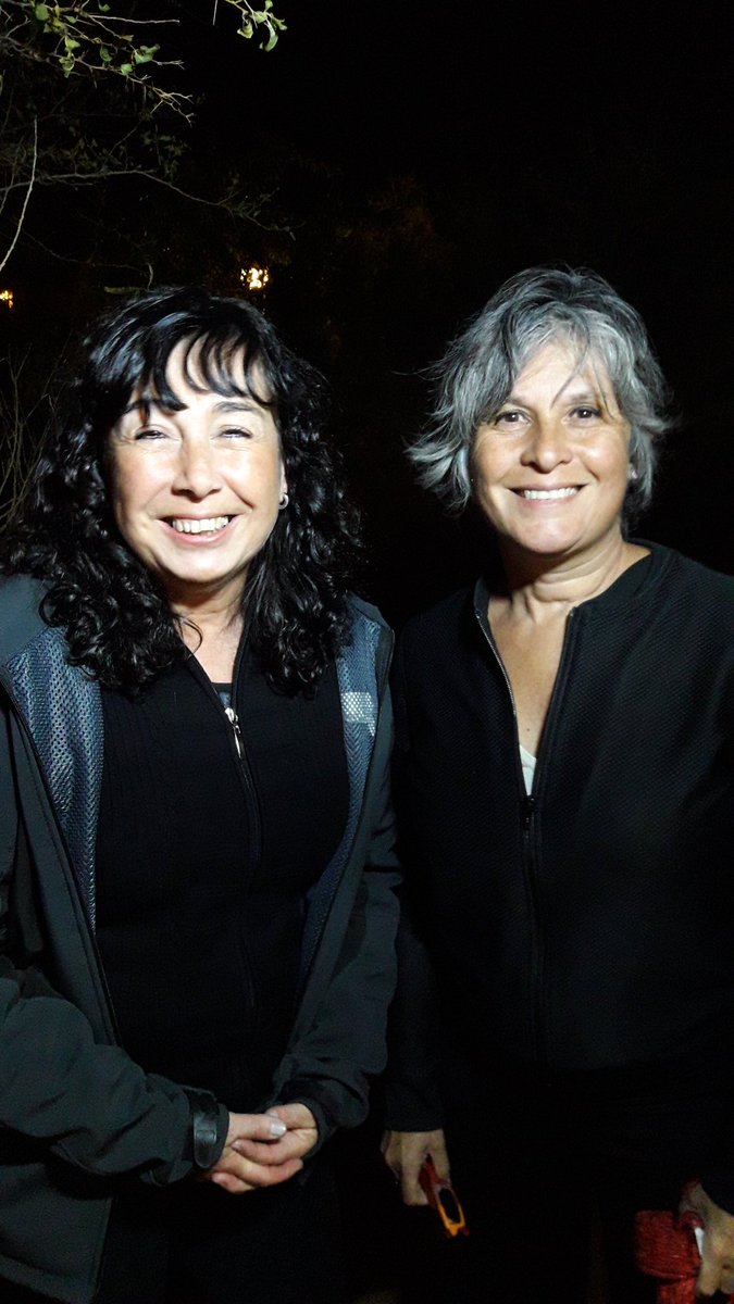 Amigas.