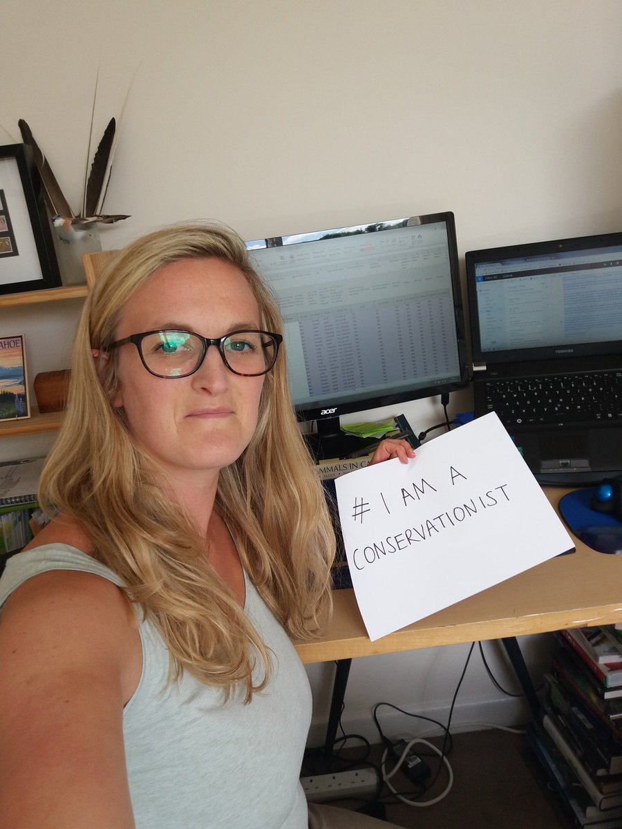 gbmaggs's tweet photo. #IAmAConservationist working for @DurrellWildlife on @islandreptiles data management, pop modelling and the durrell index #durrellteam https://t.co/sbxxXKVR5x