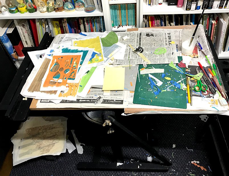 【個展情報】
搬入まであと4日!いよいよ佳境を迎えておりますが、、いつものことながら作品制作は、ようやく半ば!(笑)
頑張りますので、みなさまよろしくお願いいたします☆ 