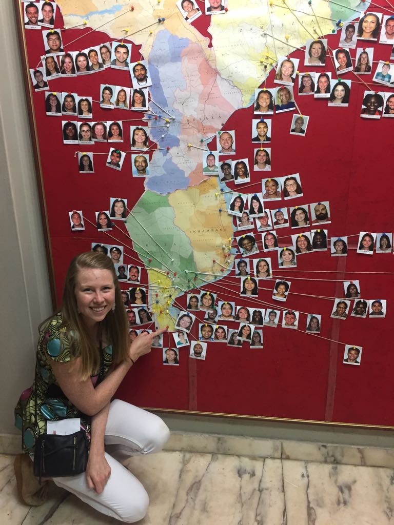 ginnyfahs's tweet photo. Little Fahs just swore into the @PeaceCorps in Mozambique. I wish she knew how much she inspires me - yep, you @Wizard_of_Fahs. https://t.co/AtYVEvnt3V