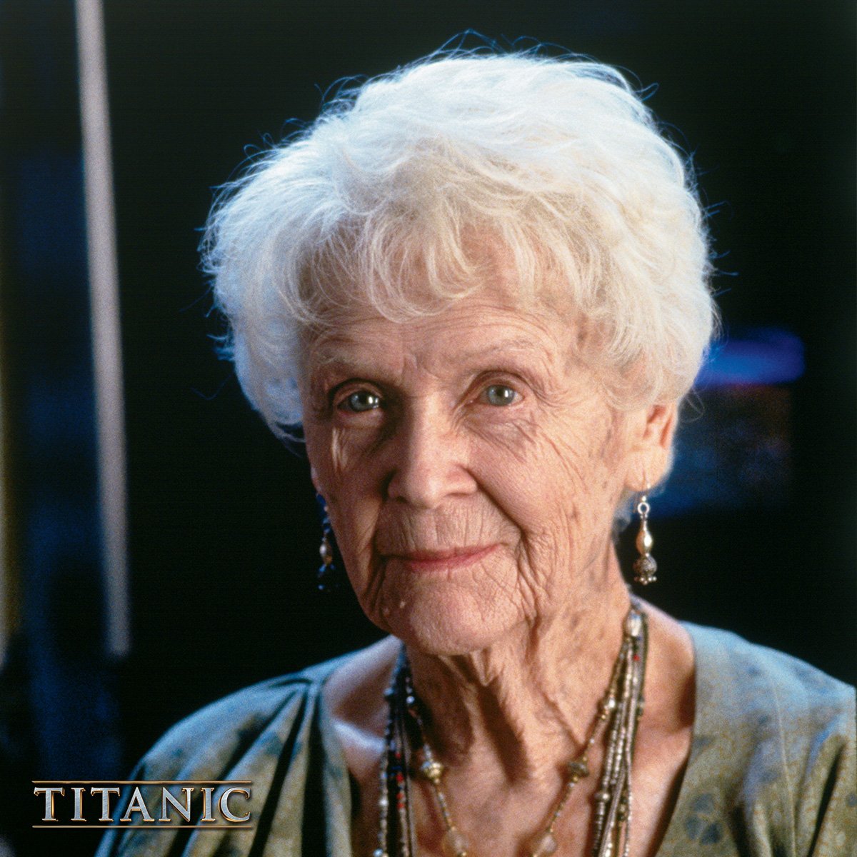 TitanicMovie's tweet photo. "A woman's heart is a deep ocean of secrets." https://t.co/D8TLM5gqnT https://t.co/yO6dzxKVeh