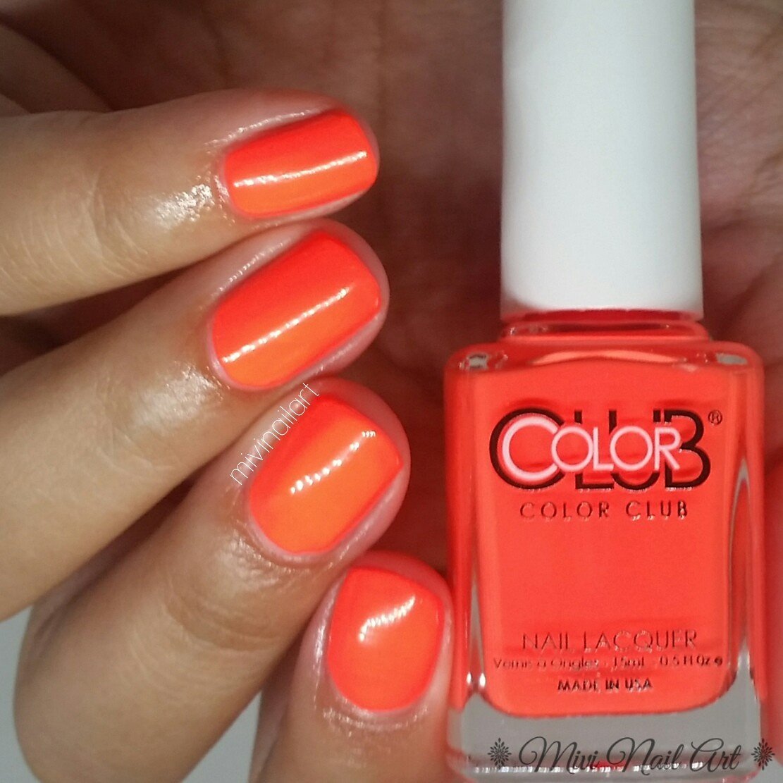 MiviNailArt's tweet photo. CATCH A FIRE de la colección #SoLit de @ColorClubNail Disponible en @entrelazosytela #nails #ntod #summernails https://t.co/33uewf20fz