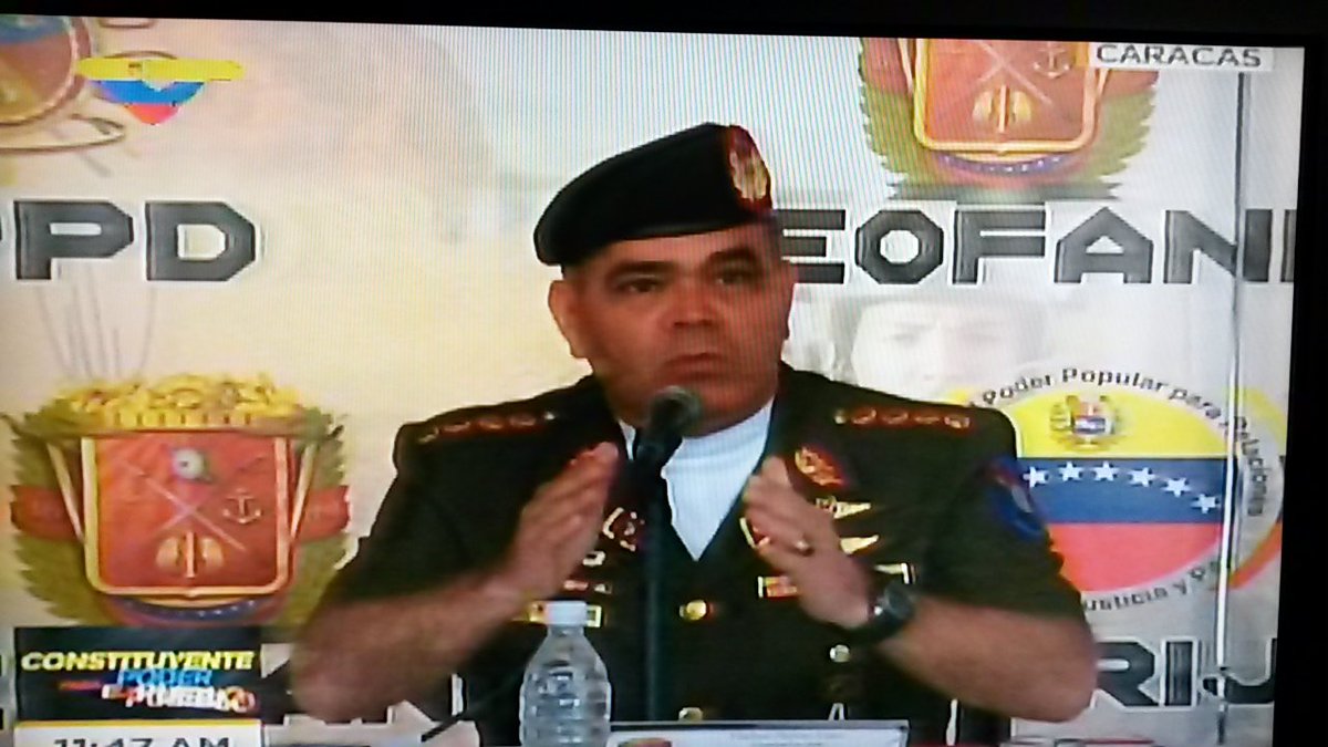 ReporteYa's tweet photo. #27Jul Ministro de la Defensa G/J Vladimir Padrino López: Que el imperio entienda que no es la forma, deben respetar a los pueblos https://t.co/Q2nOz7Chov