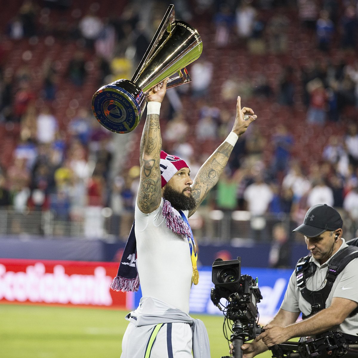 USMNT's tweet photo. And if you don't know, now you know.

📸 championship scenes: https://t.co/JApXgS1cP6 https://t.co/vHIVZv9bU8