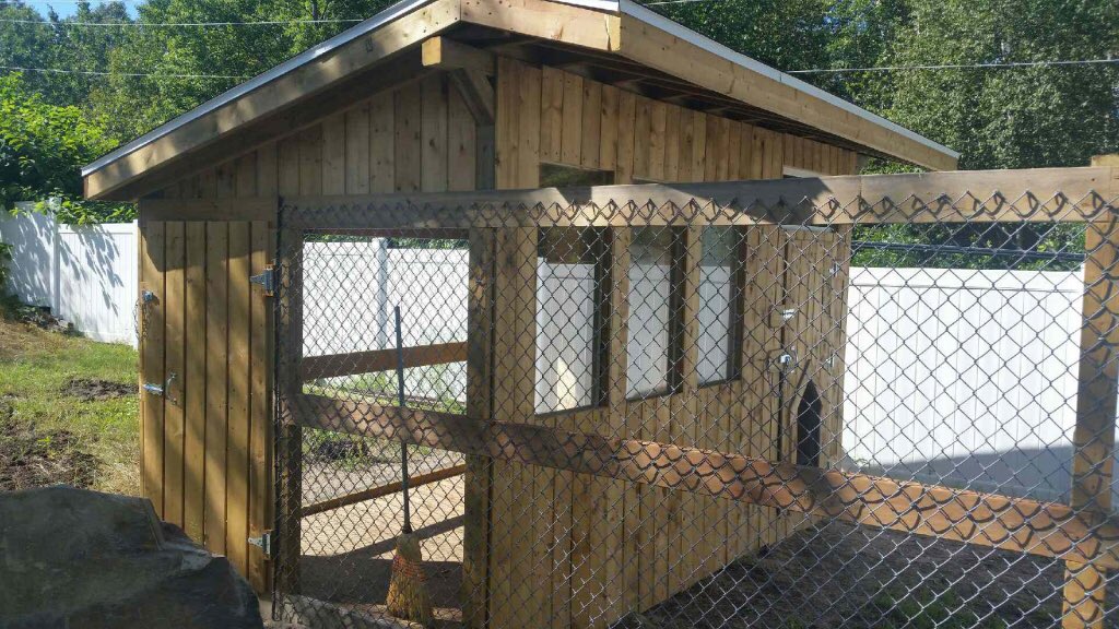 OaithDotCa's tweet image. @MaplegateHouse is reducing barriers for women, children and their pets exp violence @HelenaJaczek #endvaw #webelievesurvivors