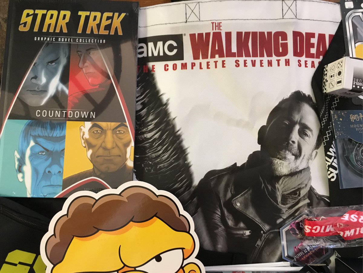 ParksAndCons's tweet photo. To celebrate #SDCC 2017, our first giveaway is pictured here. More to come, but just RT to enter for this one. We'll pick a winner on Monday https://t.co/QB1gIBroLA