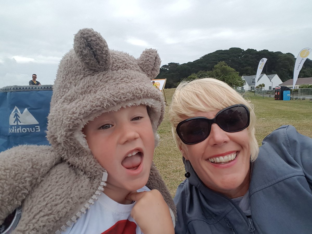 janinelanegsy's tweet photo. Waiting for the panda too #Surebigscreen https://t.co/d1UBIF14H3