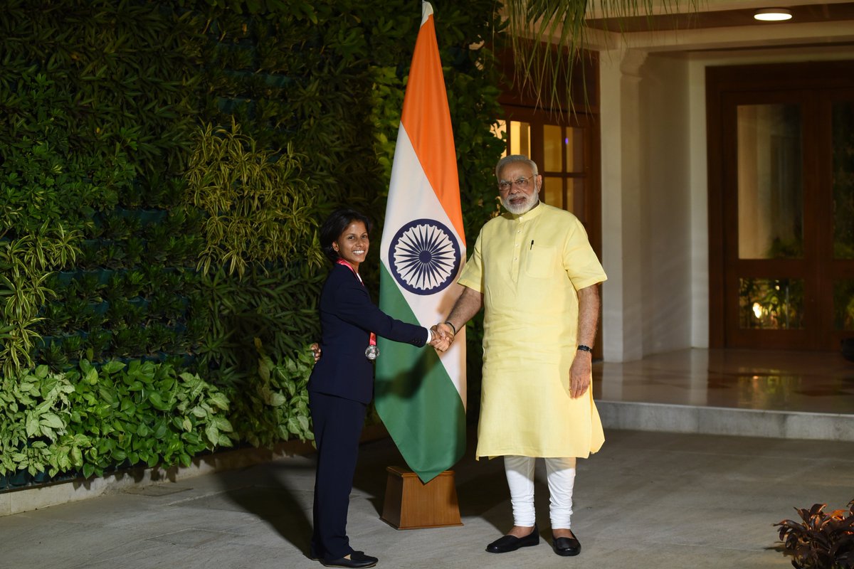 Narendra Modi tweet media